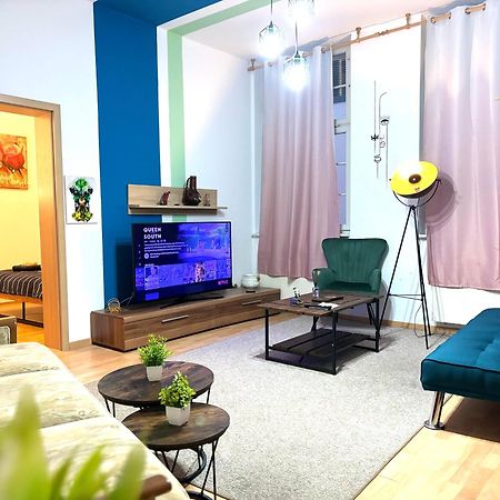 Piano Apartment Halle Center - Netflix - Free Wifi 2 ภายนอก รูปภาพ