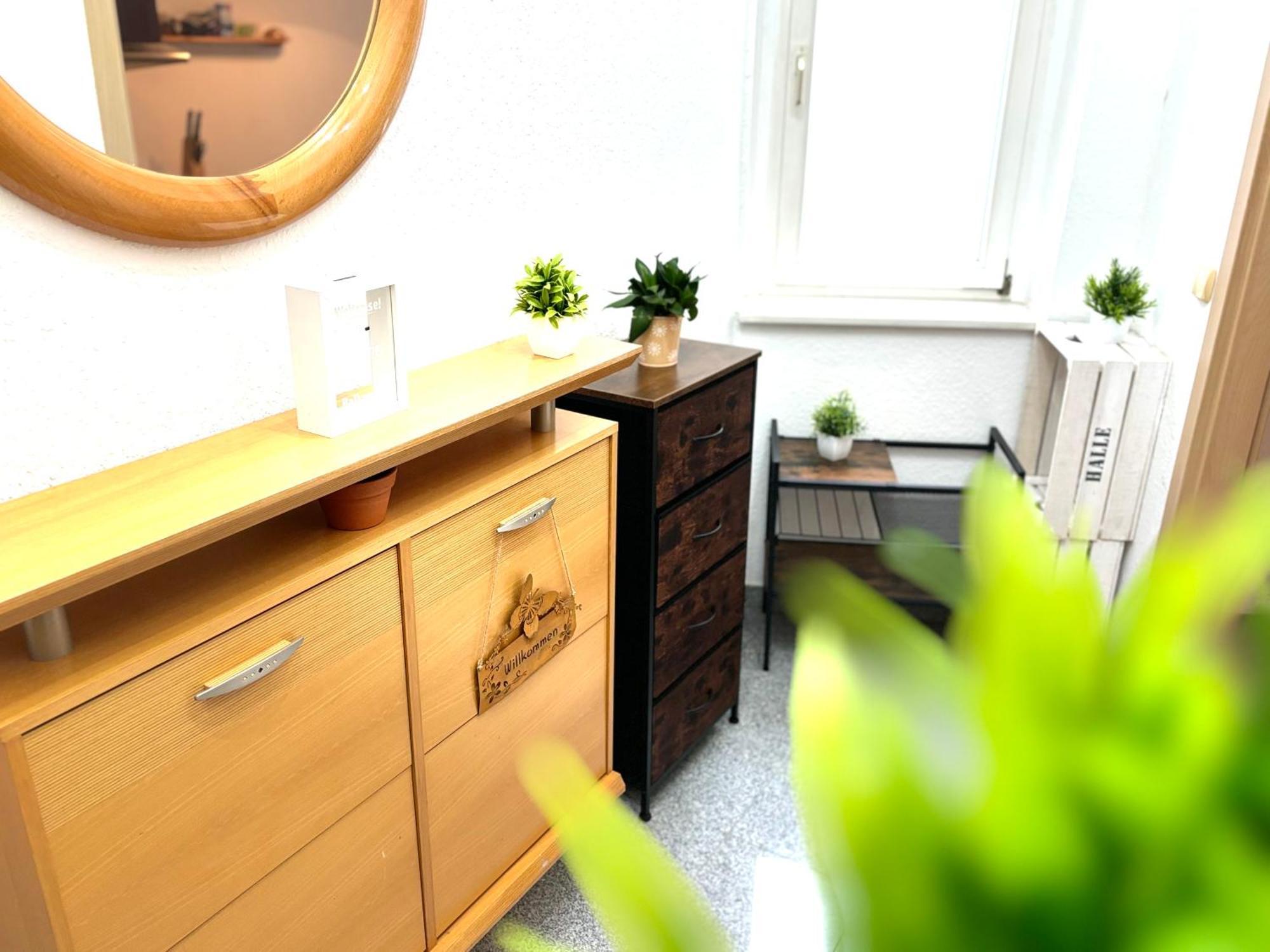 Piano Apartment Halle Center - Netflix - Free Wifi 2 ภายนอก รูปภาพ